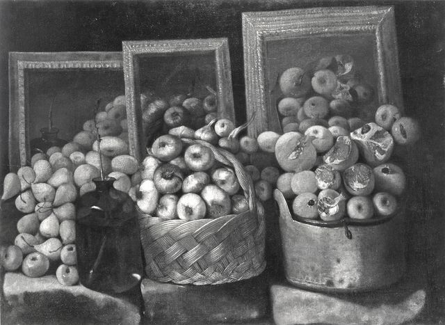 Anonimo — Pittore di Rodolfo Lodi - sec. XVII - Natura morta con mele, pere, bottiglia, cesto di cipolle, melagrane e specchi — insieme